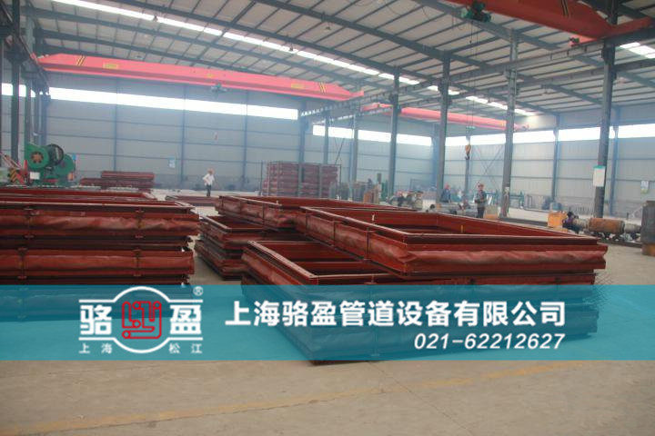 香港機(jī)場(chǎng)赤鱲角<a href=http://www.821are.cn target=_blank class=infotextkey>非金屬補(bǔ)償器</a>生產(chǎn)廠家